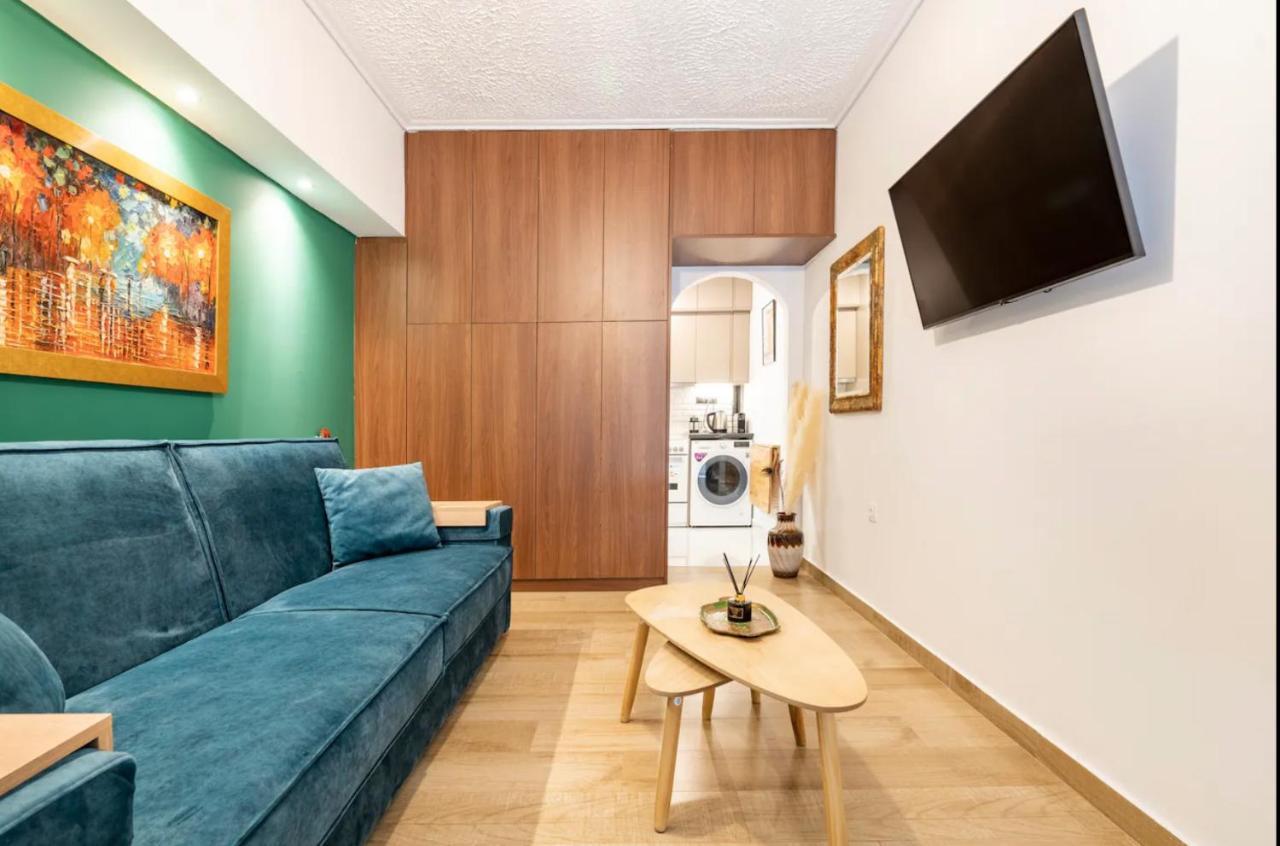 Cute Tiny Apartment In The Heart Of Flisvos Atene Esterno foto