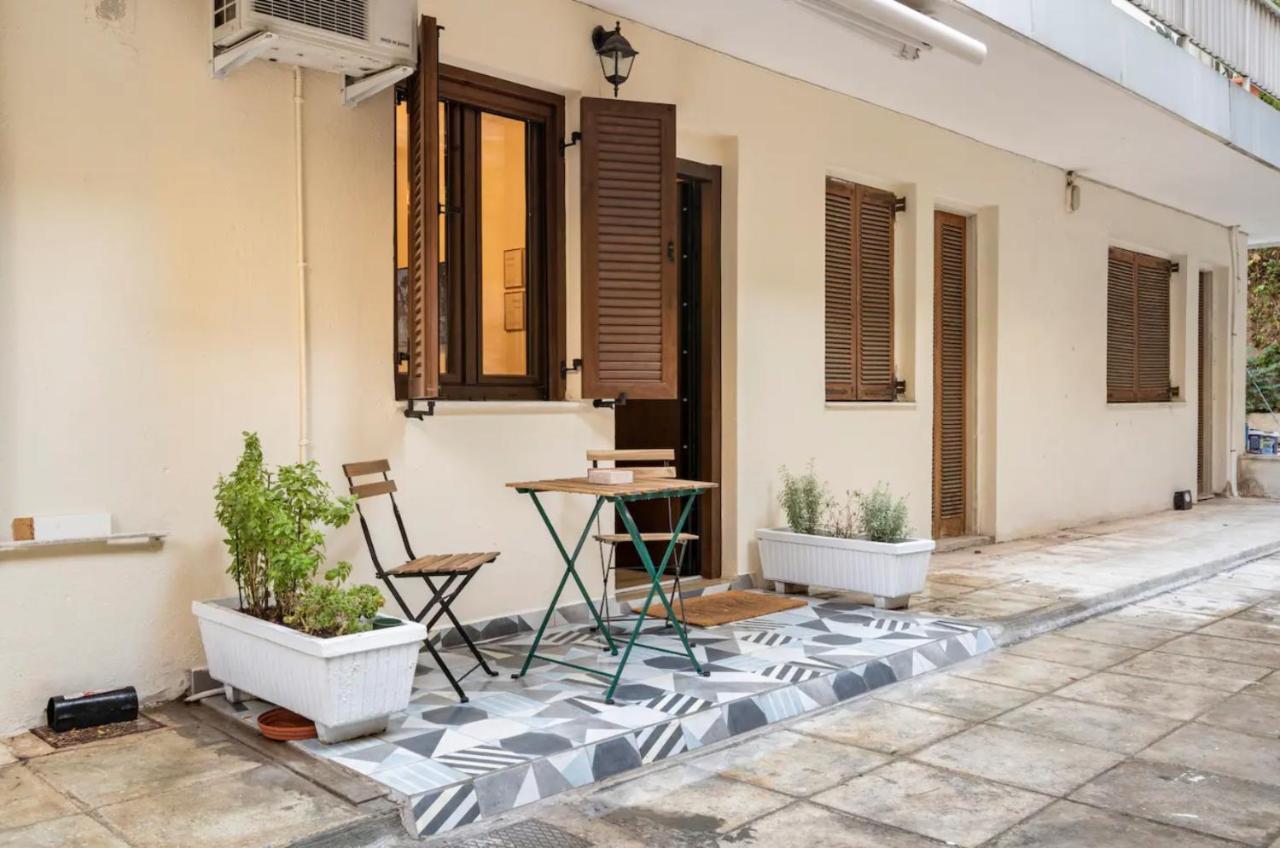 Cute Tiny Apartment In The Heart Of Flisvos Atene Esterno foto
